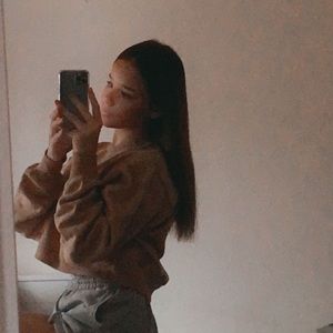 Meet your Posher, Alana